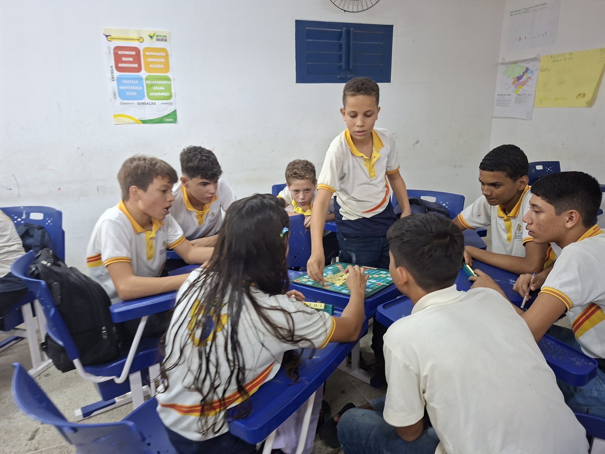 Estimulando o ensino e aprendizagem de português