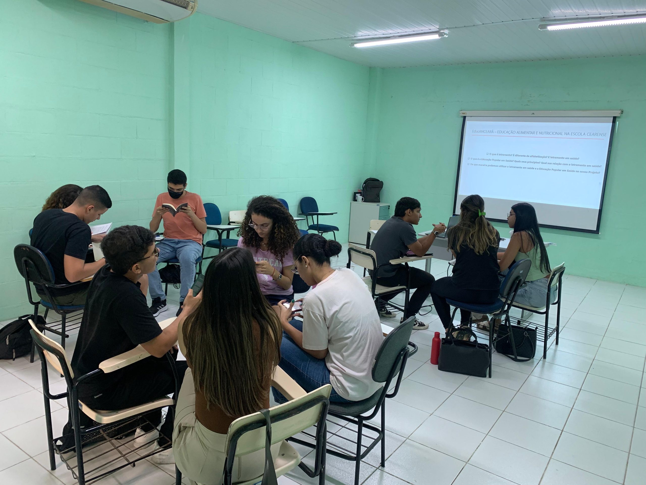 Reunião geral com os integrantes