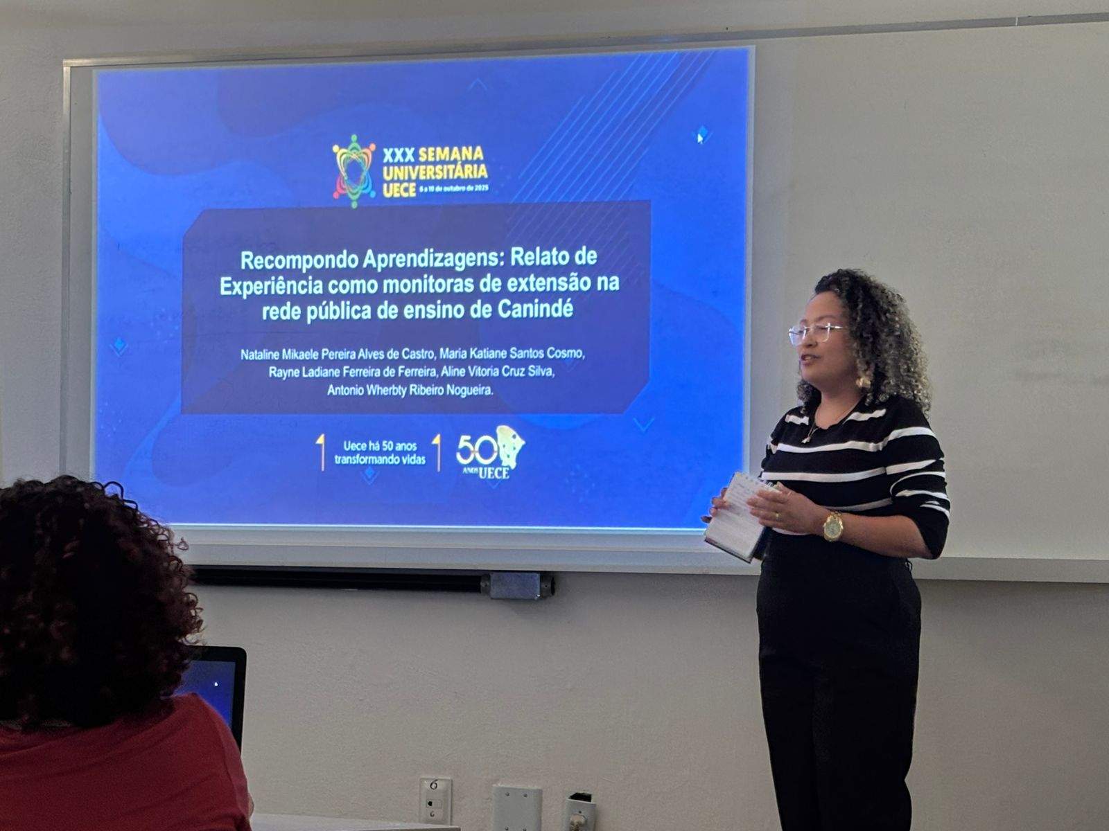 Estudantes de Pedagogia da FECISC apresentam experiências do Projeto “Vem que eu te ensino: recompondo aprendizagens” na XXX Semana Universitária da UECE