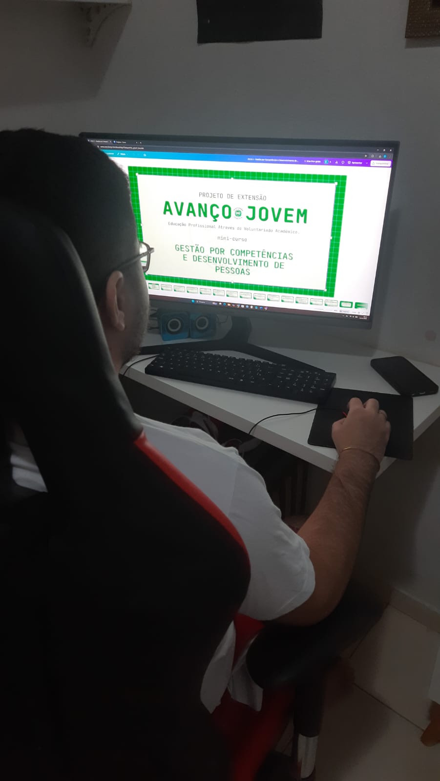 Gravação de vídeo aula, Março de 2026.