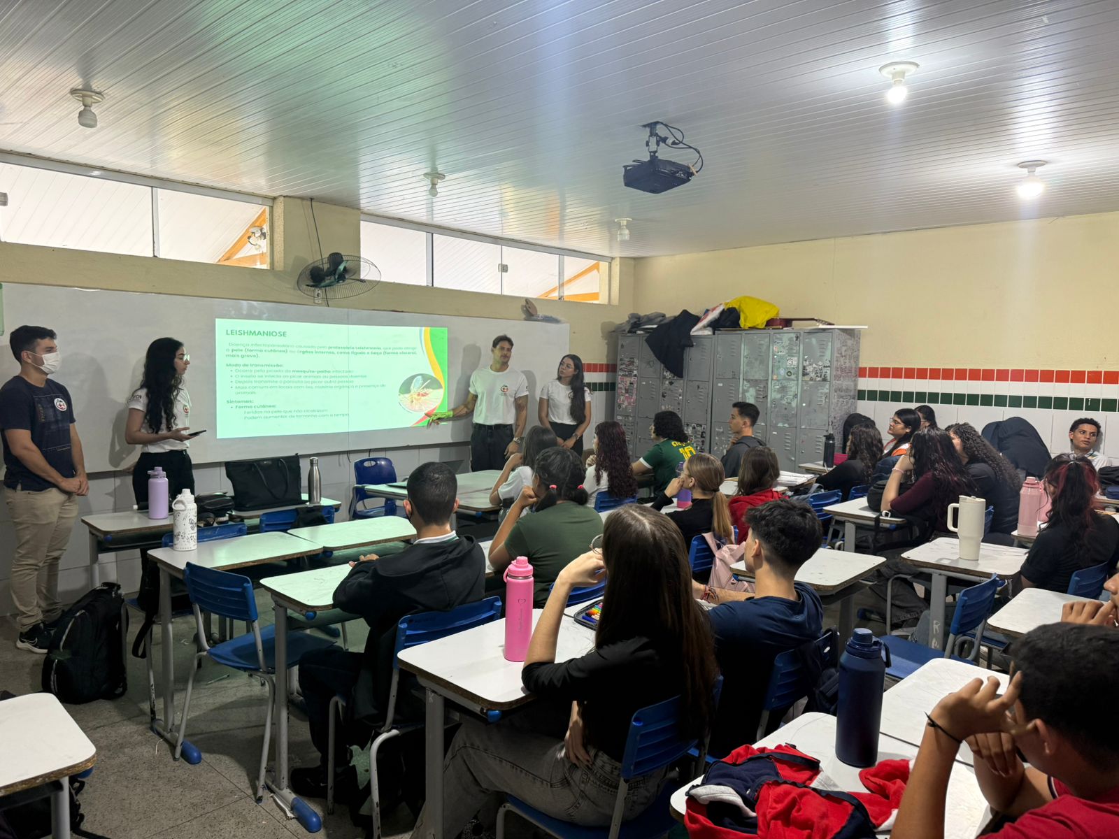 Ação do Programa Saúde na Escola: Prevenção de doenças infectocontagiosas por meio de teatro de fantoches e rodas de conversa, na EEMTI São Pedro, no município de Caririaçu