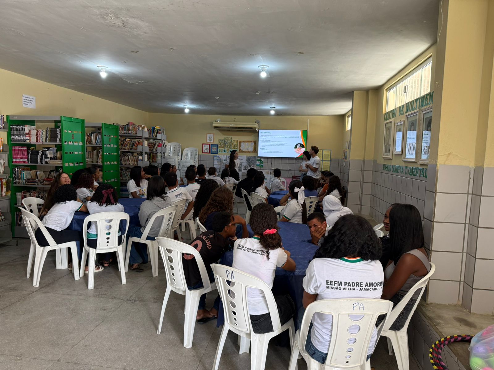 Ação do Programa Saúde na Escola: Prevenção de doenças infectocontagiosas por meio de teatro de fantoches e rodas de conversa, na EEM Padre Amorim, no município de Missão Velha