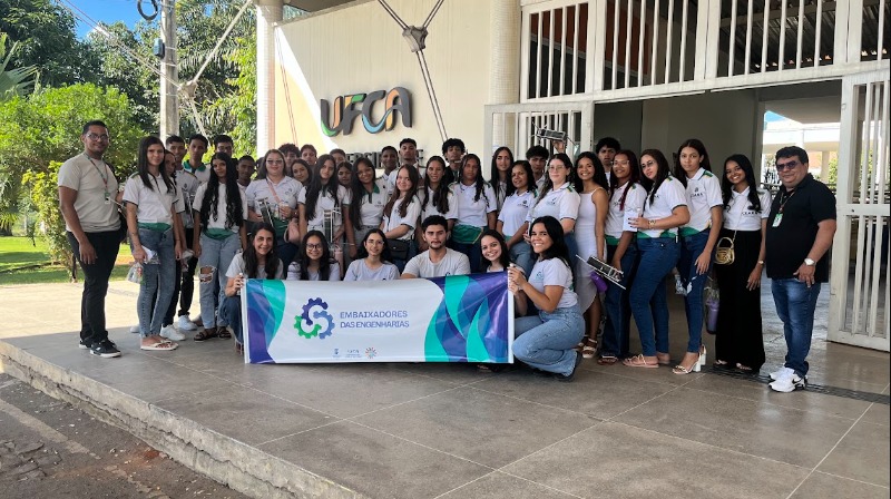 Workshop na UFCA nas áreas de engenharia de materiais e de física