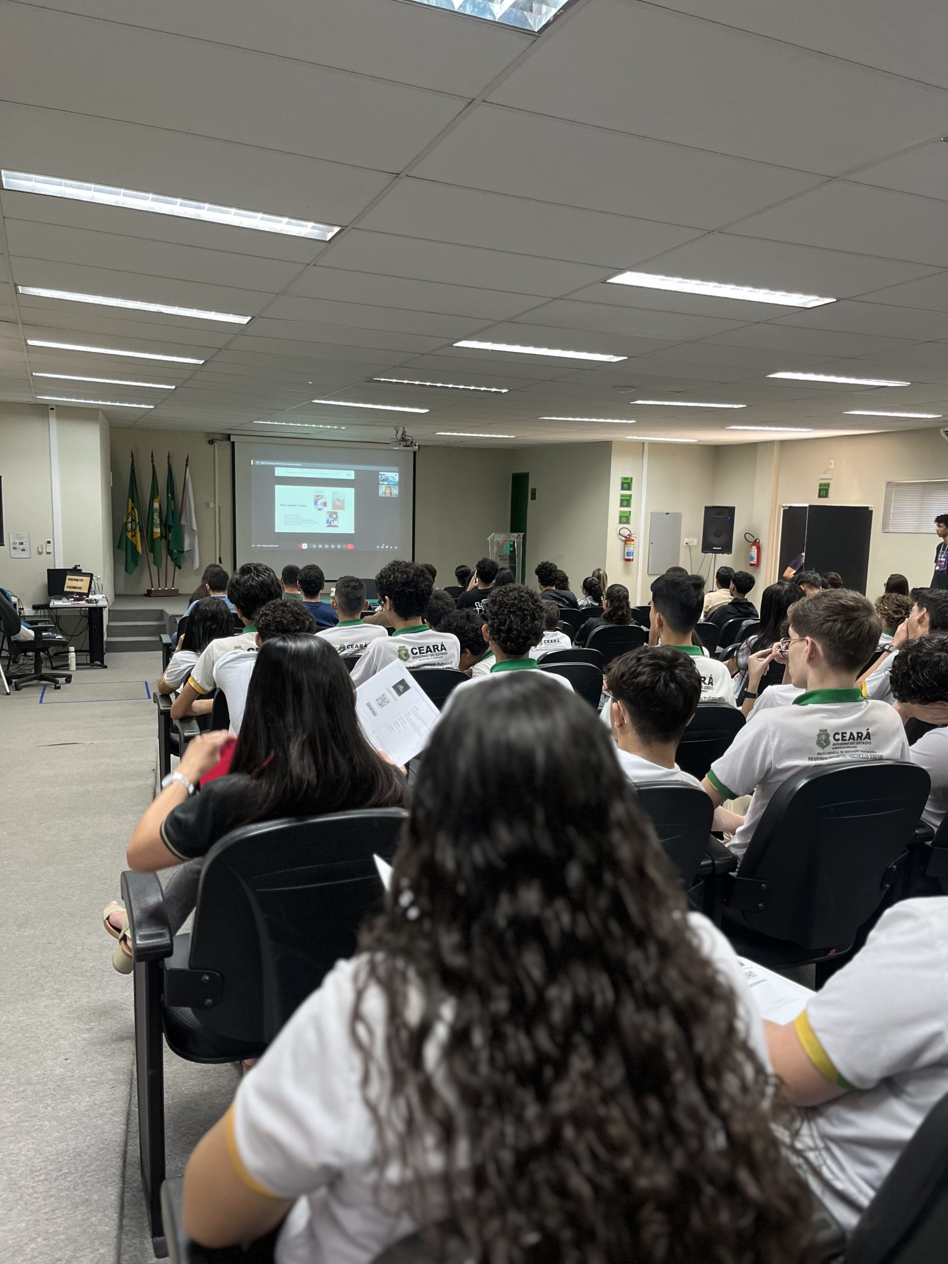 Palestra e Roda de Conversa Tech sem Fronteiras: Tecnologia e Inclusão em Diálogo